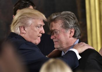 Imputan a asesor de Trump por negarse a declarar en investigación sobre asalto al Capitolio