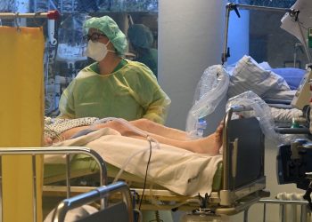 Alemania reporta récord con casi 53,000 casos de COVID-19 en un día