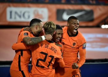 Holanda se clasifica al Mundial de Catar, Turquía disputará la repesca