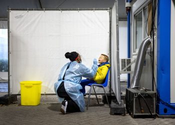 Holanda endurece las restricciones sanitarias contra la COVID-19