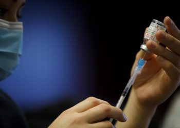 Canadá autoriza vacuna antiCOVID-19 de Pfizer para niños de entre 5 y 11