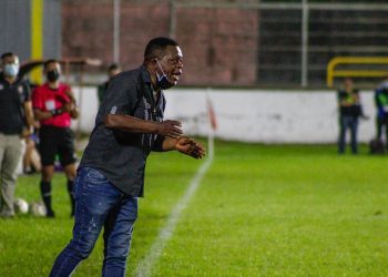 Agustín Castillo, técnico de Águila: «La clasificación no la estábamos contabilizando hoy»