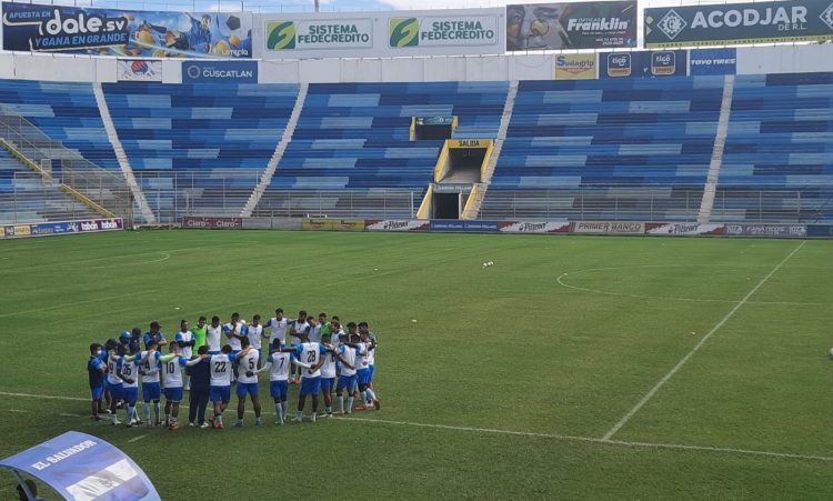 Alianza realizó la última práctica de cara al partido ante Metapán. Foto: Santiago Leiva.