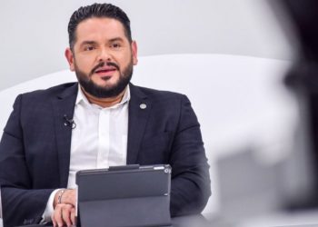 Crecimiento del 10 % coloca a El Salvador «arriba del promedio económico en Centroamérica»: presidente del BCR