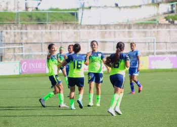Santa Tecla dijo presente en las semifinales del fútbol femenino