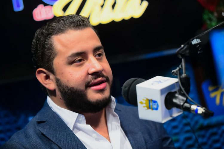 El ministro Romeo Rodríguez explicó que el SITRAMSS tiene un proceso sancionatorio abierto y han recibido una infracción que asciende a más de $600,000 porque no han prestado el servicio.