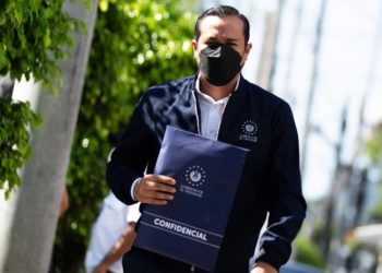 Ministro de Hacienda presentó aviso contra una ONG por evadir $50 millones en impuestos