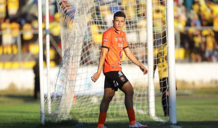 Styven Vásquez, jugará el Clausura 2022 con Firpo. Foto: Diario El Salvador.