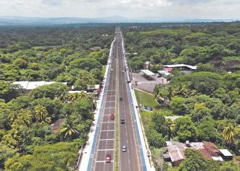 Gobierno invierte en infraestructura para desarrollar el oriente del país