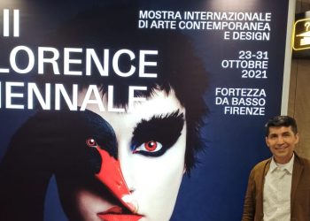 Nahúm puso la bandera salvadoreña en bienal de Italia