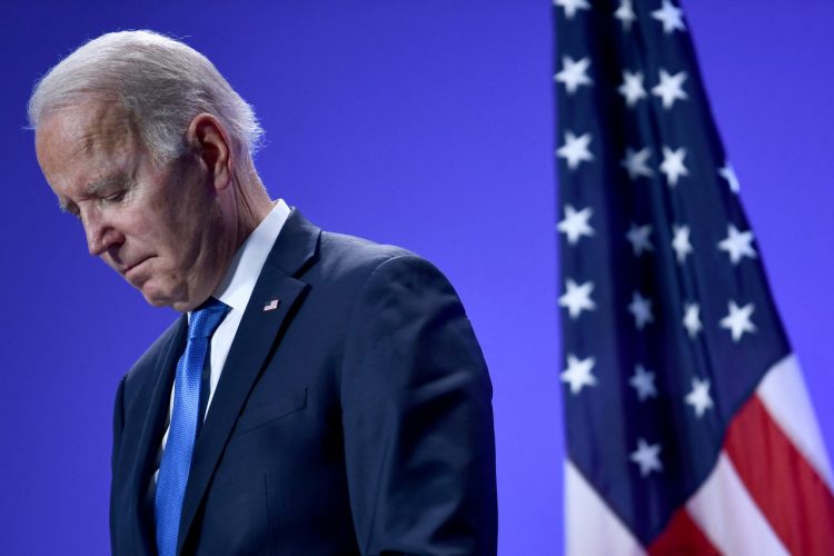 Revés
El republicano 
Glenn Youngkin 
ganó la 
elección frente 
al demócrata 
Terry McAuliffe, 
trazando nueva 
ruta para 2022. AFP.