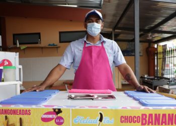 «Heladitos SV», en Paseo El Carmen, refresca su negocio con bitcóin