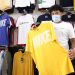Con bitcóin aumentan los clientes en «Natural Fashion» en Santa Tecla