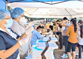 Desarrollan la vacunación móvil en San Alejo