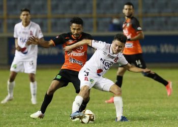 Un Alianza insaciable visita a Águila esta noche en el Barraza