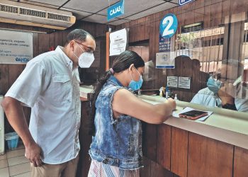 Más de 1,400 usuarios de la zona oriental, favorecidos con ley de ANDA