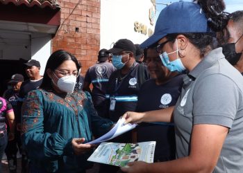 Alcaldesa de San Marcos mediará ante reclamos de sindicalistas contra tres concejales
