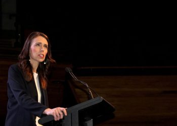 Nueva Zelanda aliviará las medidas de COVID-19 esta semana a pesar de la amenaza de ómicron: primera ministra