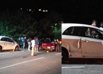 Siete carros implicados en accidente de tránsito en carretera a Comalapa