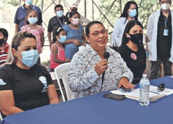 La PGR acercó sus servicios a la población de Ahuachapán