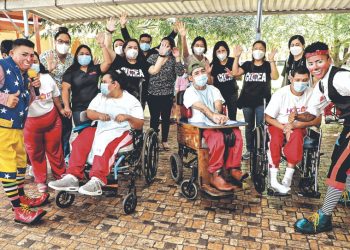 Embajada de Corea organiza convivio cultural en el Hogar Padre Vito Guarato