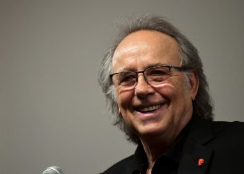 Joan Manuel Serrat anuncia que se retirará con una gira el próximo año