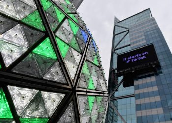 Nueva York reduce celebración de Año Nuevo en Times Square por ómicron