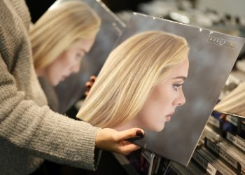 Adele reveló cómo su álbum «30» ayudó a reconstruir su corazón tras su divorcio