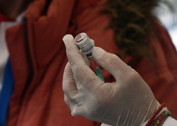 Grecia aprueba vacunación anticovid para niños de 5 a 11 años
