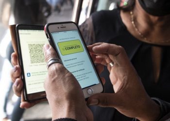 Argentina implementará pase sanitario para eventos masivos desde enero