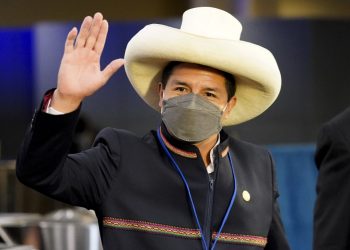 El izquierdista Pedro Castillo alcanza pico de desaprobación en Perú con 58% de rechazo a su gestión
