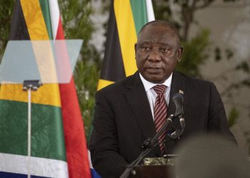 El presidente sudafricano da positivo al covid-19