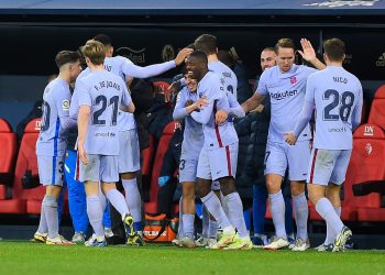 El FC Barcelona solo puede empatar en campo de Osasuna