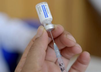 UE establece en nueve meses la validez del certificado de vacunación antes de refuerzo