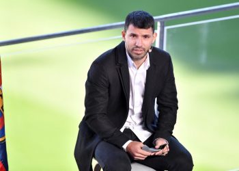 «He decidido dejar el fútbol. Lo primero es mi salud»: Sergio «Kun» Agüero anuncia su retiro