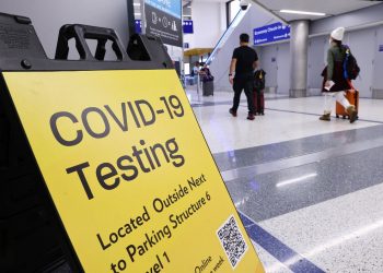 Personas que ya tuvieron covid pueden volver a enfermar debido a variante ómicron, según OMS