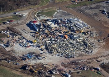 Sube el balance provisorio de muertos a 78 por serie histórica de tornados en EE. UU.