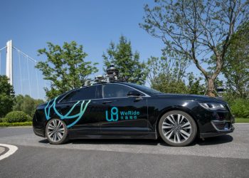 Emiratos empieza a probar los «robotaxis»