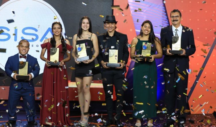 Herbert Aceituno, fue  uno de las atletas que fue garlardonado con un premio especial en la gala de la Espiga Dorada. Foto: Diego García.