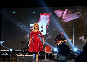 «Tu Luz», de la salvadoreña Florence Umaña, gana como Mejor Videoclip en festival musical en Uruguay