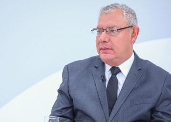 Alrededor de 49 mil salvadoreños en Estados Unidos ya tienen su pasaporte: Ricardo Cucalón