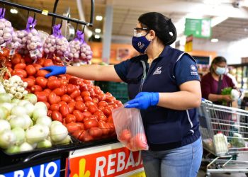 Defensoría del Consumidor realiza inspecciones en supermercados del Área Metropolitana de San Salvador