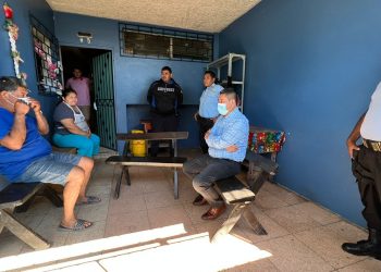 Multan con más de $1,000 a personas que agredieron con pólvora a un canino en San Martín