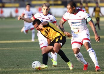 Duelos cerrados: El Salvador  conocerá hoy al cuarteto que disputará las semifinales del Apertura 2021