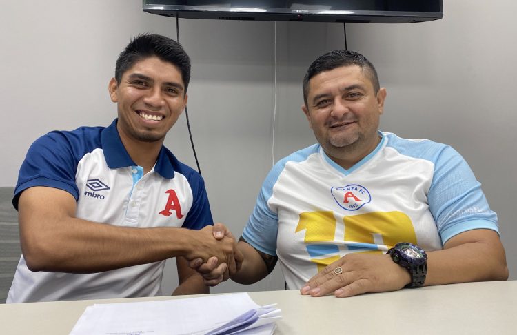 Isaac Portillo seguirá en las filas del Alianza. Foto: Alianza.