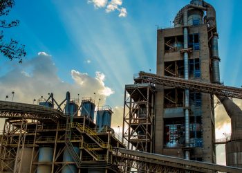 Holcim producirá cemento a partir de energía solar