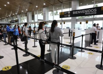 Ministerio de Salud monitorea medidas en puntos fronterizos por variante ómicron