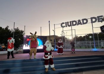 Villa Navideña continúa brindando noches de alegría a los niños de Zaragoza
