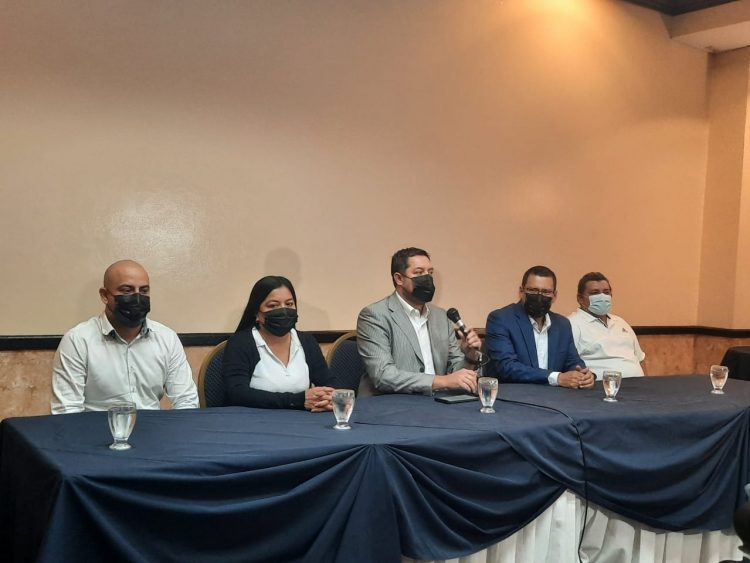 Alcalde de San Bartolomé Perulapia renuncia a ARENA.