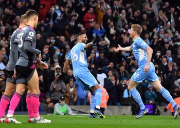 El City se exhibe ante Leicester con lluvia de goles en la Liga Premier